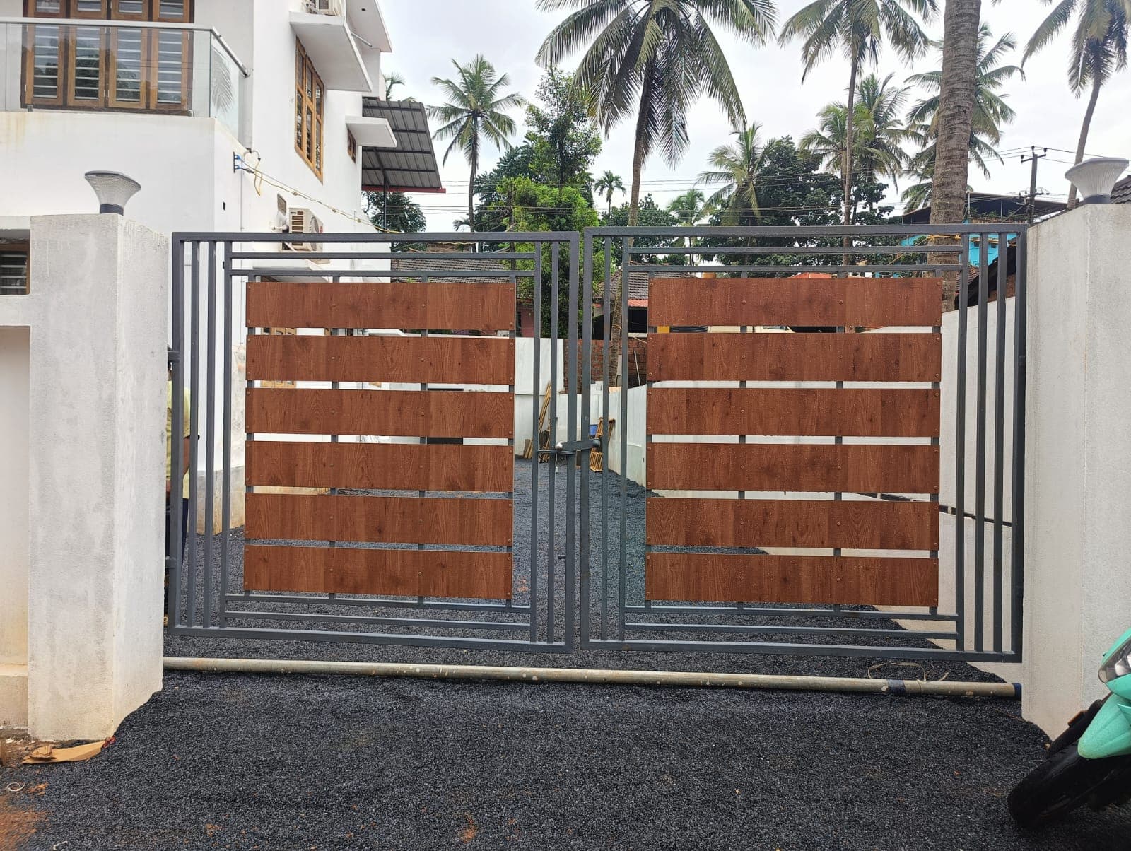 Gate Work